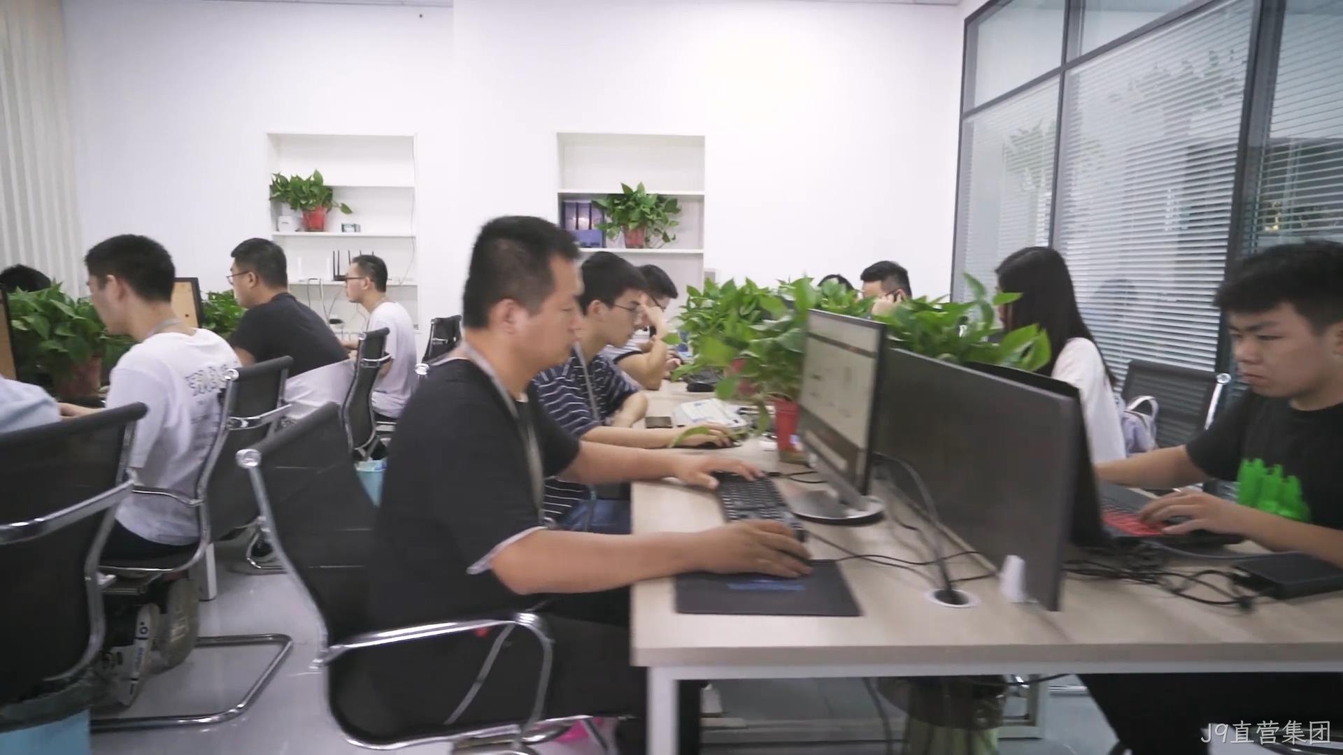 企业网站建设别踩坑！J9直营集团 11 年定制，让官网成为获客利器